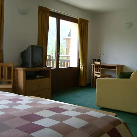 Hotel Li Arnoga 3*
